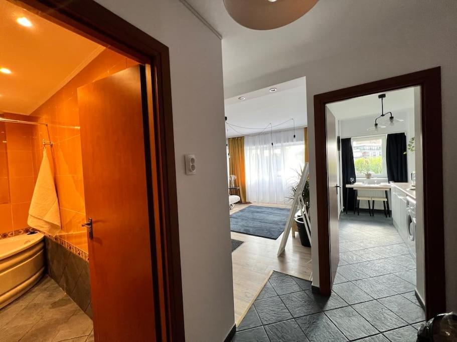 Riverside View Apartment